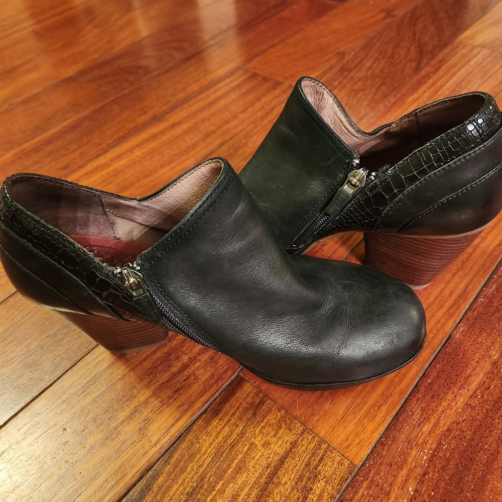 Dansko Marcia Black Leather Block Heeled Ankle Boots Size 6.5-7 US 37 EU